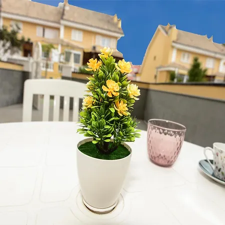 Tenerife Sur Cristianos,parking,air,wifi * Playa de las Americas (Tenerife)