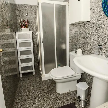 Tenerife Sur Cristianos,parking,air,wifi * Playa de las Americas (Tenerife)