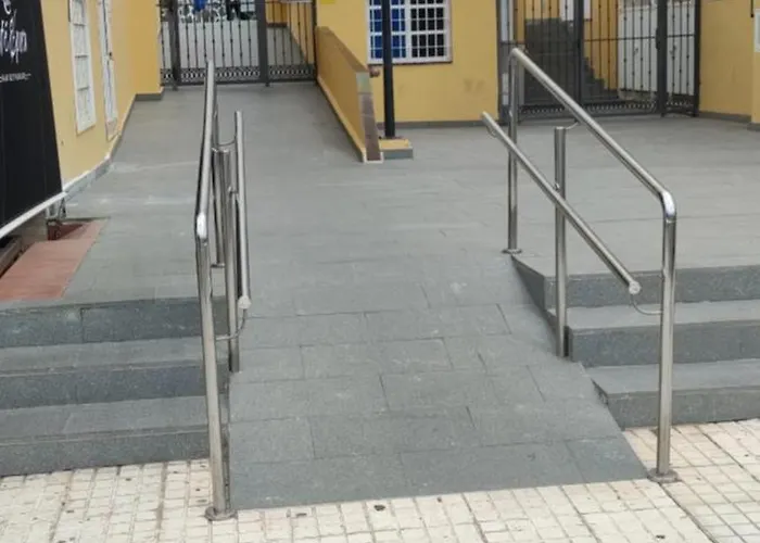 Tenerife Sur Cristianos,parking,air,wifi * Playa de las Americas (Tenerife)