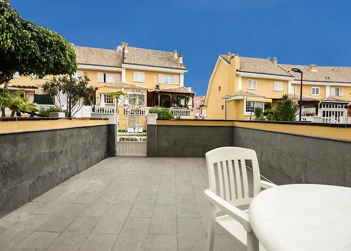 Tenerife Sur Cristianos,parking,air,wifi Apartamento *