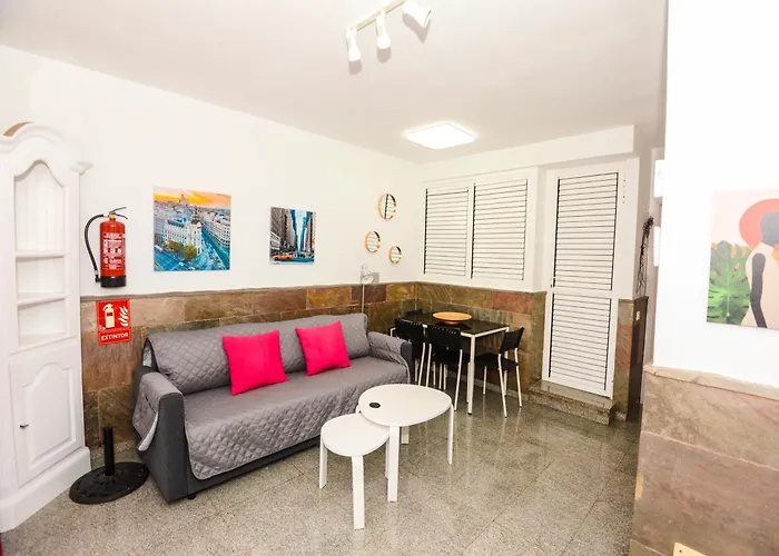 Tenerife Sur Cristianos,parking,air,wifi