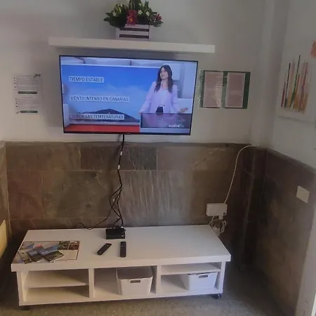 Апартаменти Tenerife Sur Cristianos,parking,air,wifi *