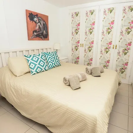 Tenerife Sur Cristianos,parking,air,wifi Плайя-де-лас-Амерікас