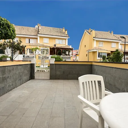 Tenerife Sur Cristianos,parking,air,wifi Апартаменти *